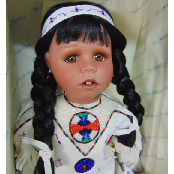 NEW Native American Cheyenne Indian SEWANKA 18" DOLL Leather Bead Dress Hamilton - Picture 4 of 10